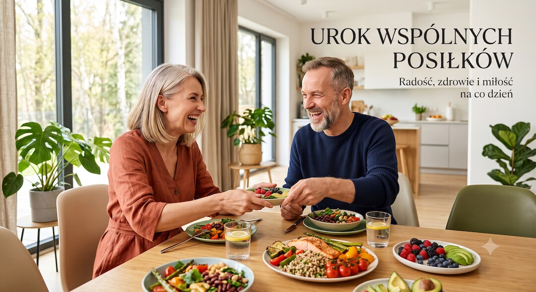 Para 50+ je wspólnie zbilansowany, kolorowy posiłek w jasnym wnętrzu, dobry humor